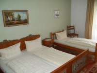 Dreibettzimmer